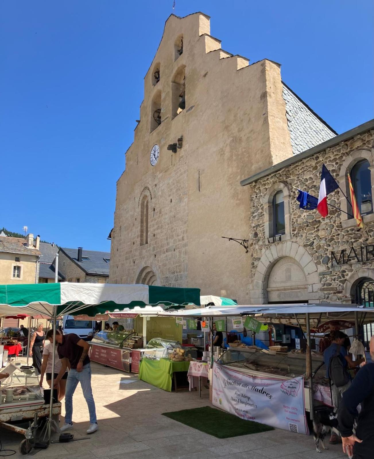 La Grange T2 Centre Ville Jardin Wifi Formiguères Zewnętrze zdjęcie